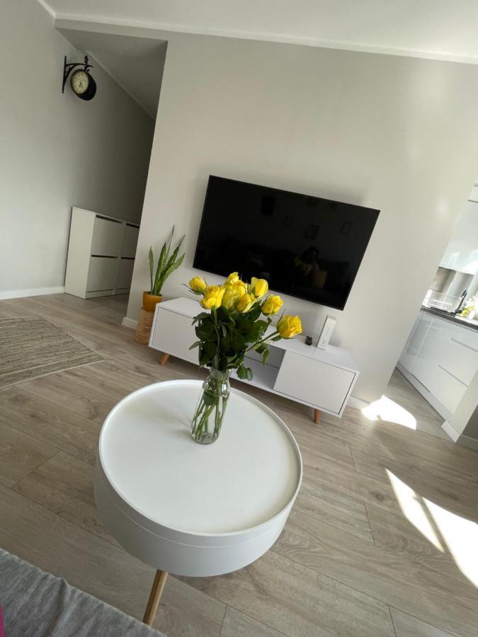 Luxury White Apartment By Marta Radom Exterior photo